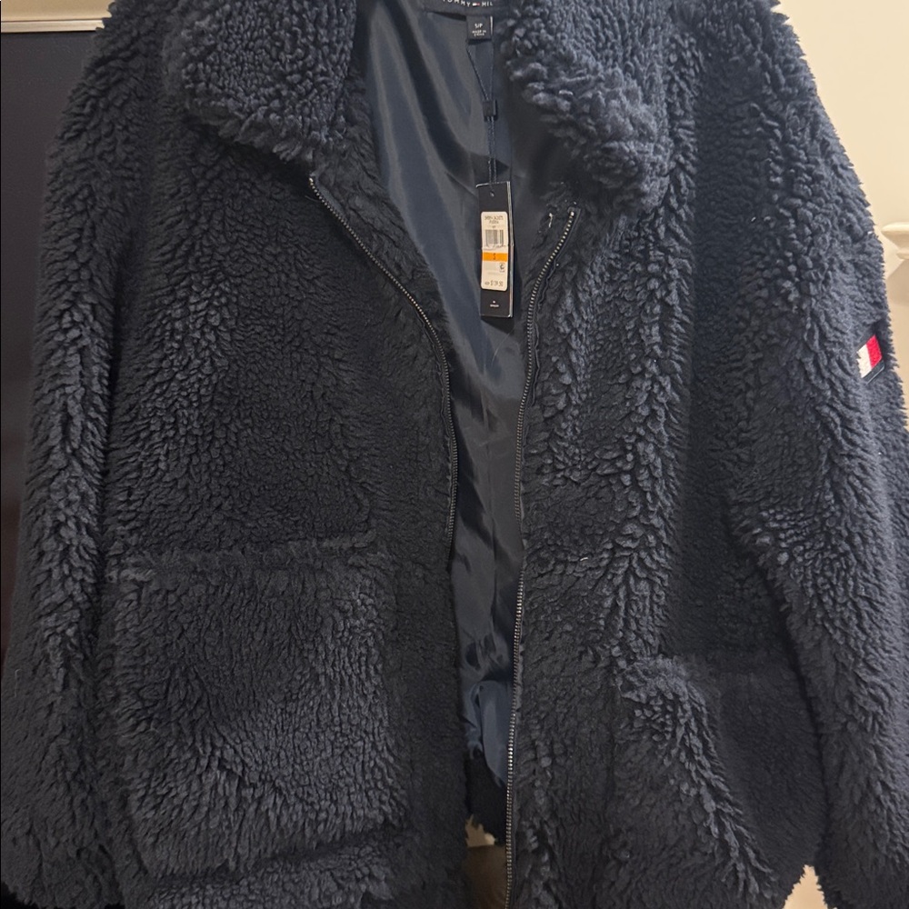 Tommy Hilfiger Oversized Sherpa Jacket - Picture 6 of 7